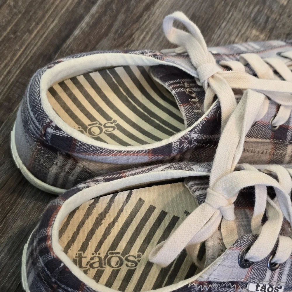 TAOS Star Gray Plaid Lace Up Casual Sneakers Canvas  Low Top Shoes Womens 10